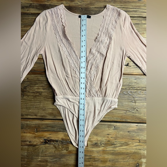 V Low Cut Bell Sleeve Bodysuit - Picture 2 of 5